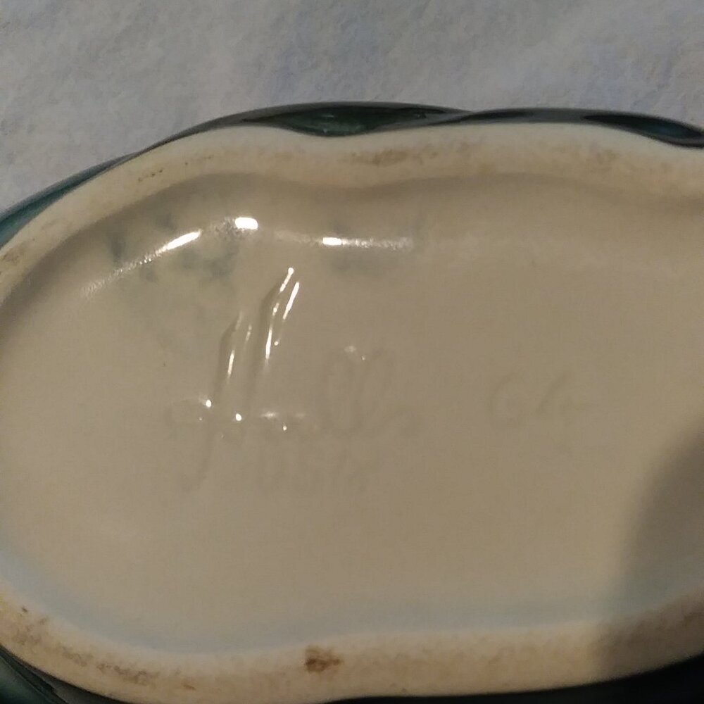 Vintage Regal Hull Pottery cornucopia vase/planter - Picture 7 of 11